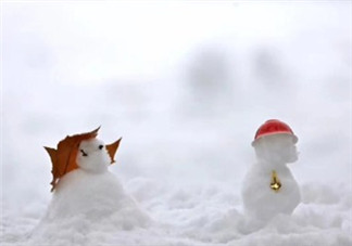 2018堆雪人圖片說說 陪孩子堆雪人心情說說朋友圈