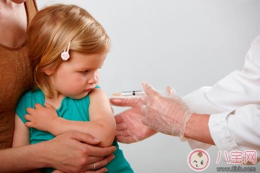 寶寶打完疫苗后發燒怎么回事  可以不給寶寶打疫苗嗎