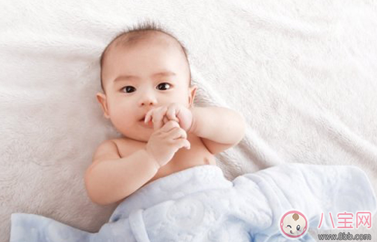 寶寶打完疫苗后發燒怎么回事  可以不給寶寶打疫苗嗎