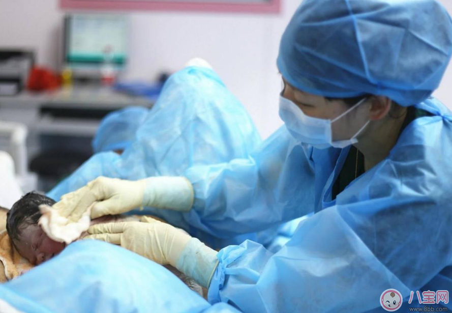 預產期到了沒生怎么辦 預產期到了沒生需要催產嗎 預產期到了沒生怎么辦 預產期到了沒生需要催產嗎