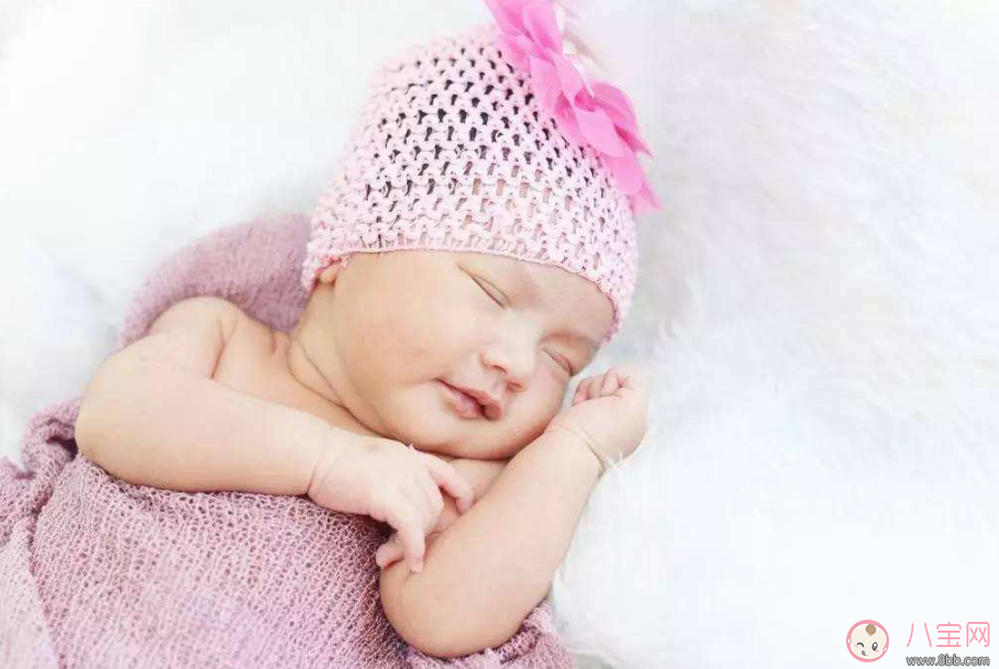 寶寶大便帶血絲是怎么回事   寶寶大便有粘液帶血絲嚴重嗎