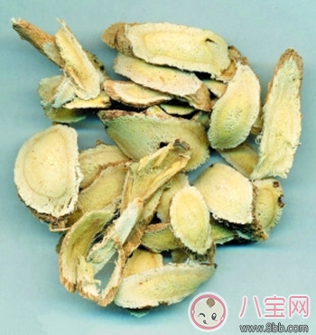 喝板藍根能預防流感嗎 板藍根可以和感冒藥一起吃嗎