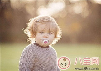 小海綿依賴安撫奶嘴戒不掉怎么辦  如何利用其它方法安撫寶寶