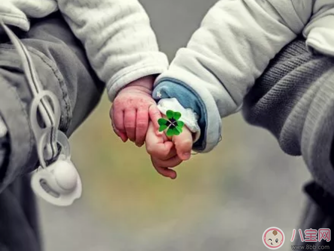 小海綿依賴安撫奶嘴戒不掉怎么辦  如何利用其它方法安撫寶寶