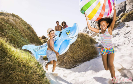 一家人出去旅游發照片表達心情的句子 全家出游心情隨筆朋友圈