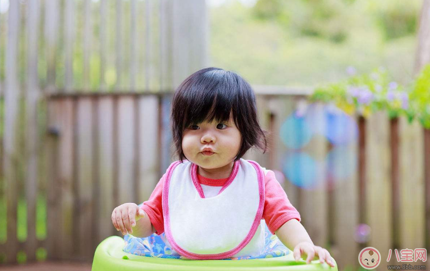 孩子拜金主義怎么教育 孩子比較唯物怎么糾正過來