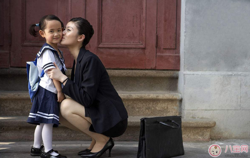 開始接送孩子的說說朋友圈 接送孩子上下學發什么內容好