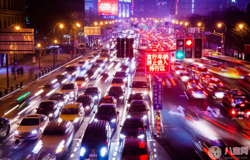 開始接送孩子的說說朋友圈 接送孩子上下學發什么內容好