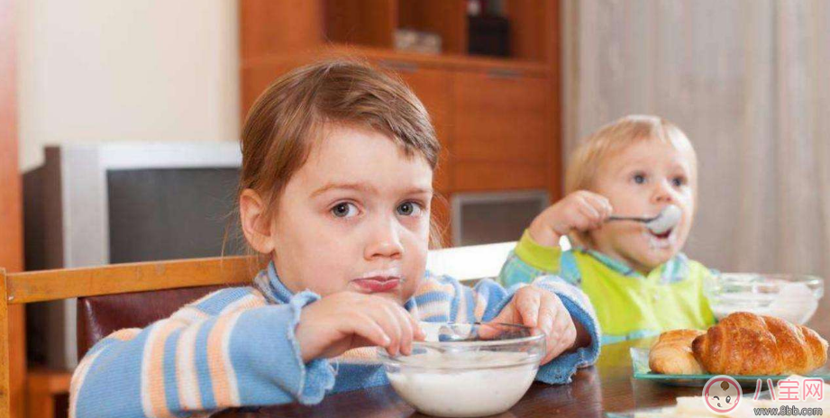 冬天早上孩子不愿起床怎么辦 冬季如何改善寶寶賴床