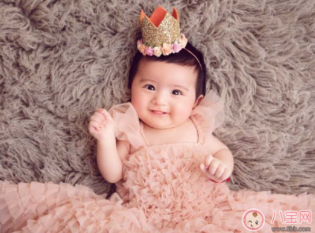 2018女寶寶萌萌噠的小名 2018狗寶寶帶萌的名字叫什么好