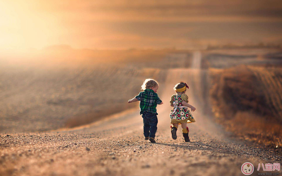 曬娃如何寫(xiě)優(yōu)雅的文字 如何在旅行中優(yōu)雅地曬娃