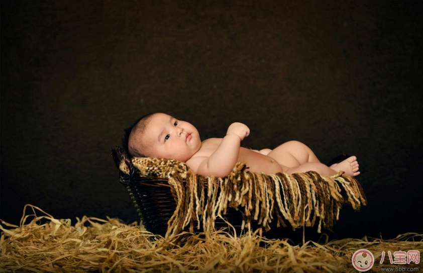 怎么寫寶寶百日宴的祝福語言 寶寶百日宴感謝和祝福語句子