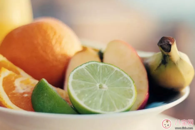 為什么朱丹哺乳期堅持不化妝 喂奶期間可以化妝嗎 為什么朱丹哺乳期堅持不化妝 喂奶期間可以化妝嗎