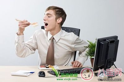 男性精子稀少怎么辦 男性精子稀少吃什么能補(bǔ)精子