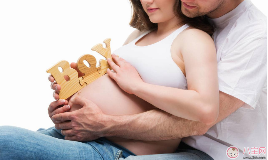 孕婦肚臍突出是男孩還是女孩 肚臍眼突出的都生男孩嗎