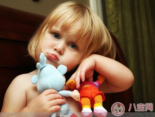 吃零食和多動(dòng)癥有關(guān)系嗎 孩子零食吃多了會(huì)不會(huì)導(dǎo)致多動(dòng)癥 吃零食和多動(dòng)癥有關(guān)系嗎 孩子零食吃多了會(huì)不會(huì)導(dǎo)致多動(dòng)癥