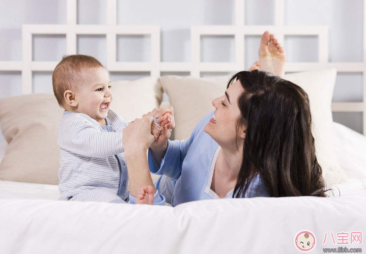 關(guān)于帶小孩的帶圖早安心語 早安心語陪伴孩子成長的句子說說朋友圈