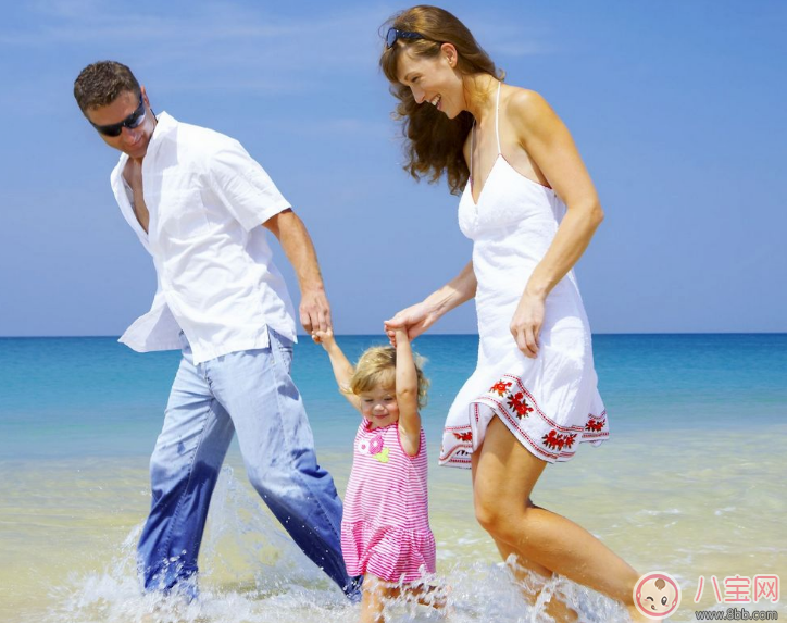 新年如何帶3歲以下寶寶出游 2018帶寶寶出游必備哪些東西