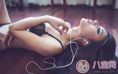 女人喜歡生殖器大的男性嗎 女人第一次摸到男生蛋蛋是什么感覺 女人喜歡生殖器大的男性嗎 女人第一次摸到男生蛋蛋是什么感覺