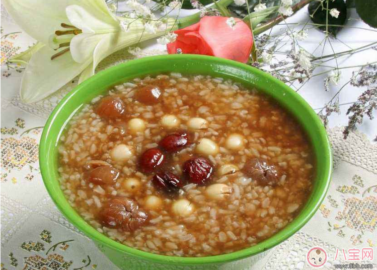 2018臘八節(jié)發(fā)臘八粥圖片配字句子說(shuō)說(shuō) 關(guān)于喝臘八粥的短語(yǔ)感慨