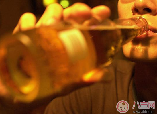 長期酗酒能要孩子嗎 喝少量白酒影響精子嗎 長期酗酒能要孩子嗎 喝少量白酒影響精子嗎