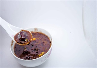 臘八節(jié)朋友圈圖片祝福 臘八節(jié)喝臘八粥寫什么好