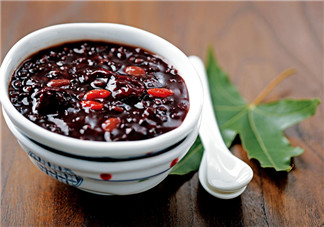 2018臘八節(jié)發(fā)臘八粥圖片配字句子說說 關(guān)于喝臘八粥的短語感慨