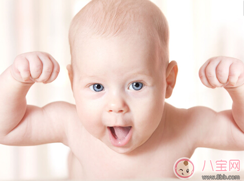 寶寶最遲多久說話 寶寶會說話的前兆有哪些 寶寶最遲多久說話 寶寶會說話的前兆有哪些