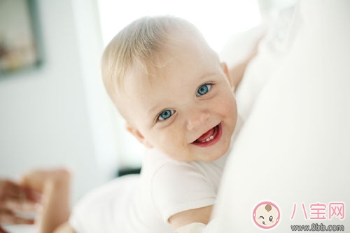 根據(jù)女性孕吐反應(yīng)可以看出生男生女嗎2018 用中醫(yī)可以檢測出胎兒的性別嗎