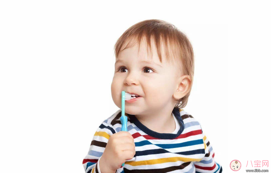 小孩子不喜歡用牙膏刷牙怎么辦 如何讓寶寶愛上刷牙