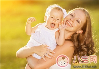 冬奧會冠軍楊揚推薦幫寶適拉拉褲怎么樣 貝貝熊幫寶適拉拉褲適合寶寶嗎