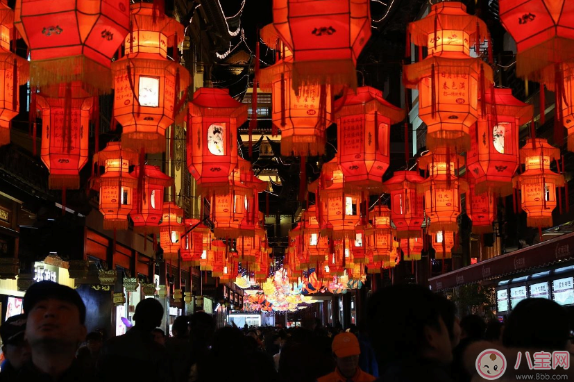 過年不能陪在父母愧疚的句子 不能陪父母過年歉疚的心情短語感慨 過年不能陪在父母愧疚的句子 不能陪父母過年歉疚的心情短語感慨