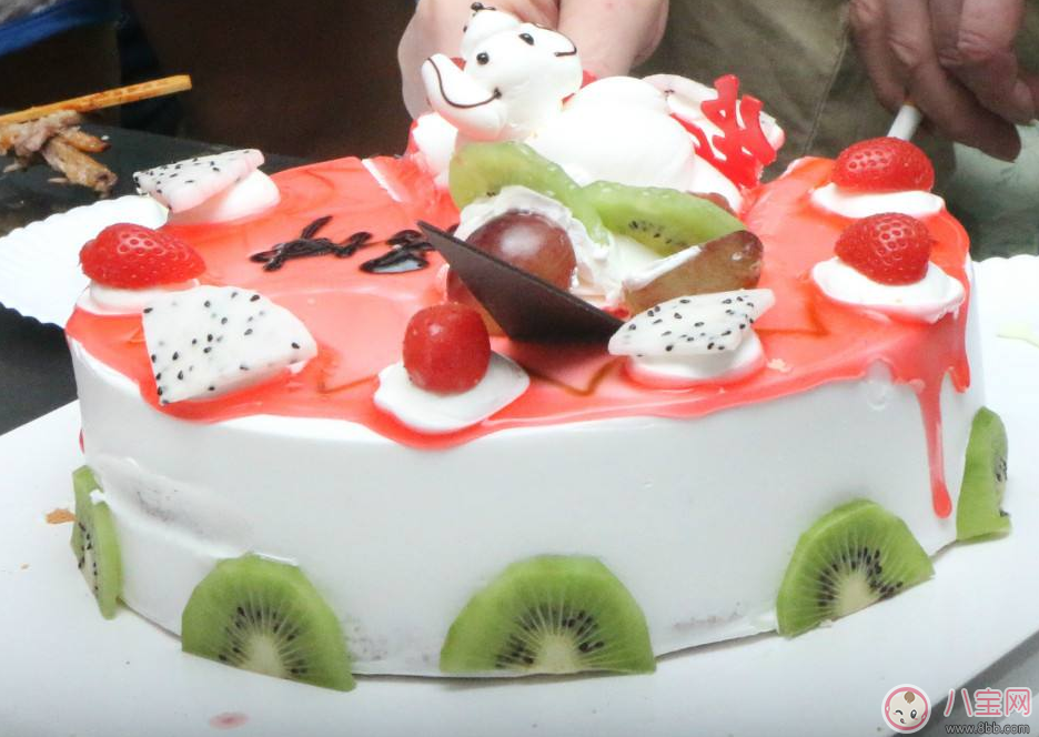 兒子生日簡單說說 兒子今天生日祝福語朋友圈說說