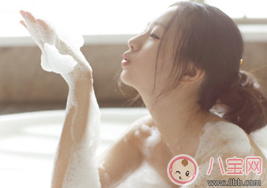 女性懷孕了能泡澡嗎  孕早期能不能泡澡