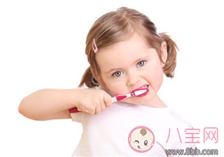孩子沒有刷牙的習(xí)慣怎么辦 如何讓寶寶愛上刷牙