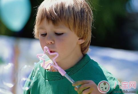 2018除夕出生的孩子好不好 除夕出生的孩子怎么取名