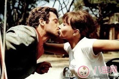 性愛時用什么姿勢受孕最簡單 性愛用這幾個姿勢就很難懷上了