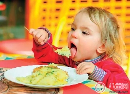 春節(jié)期間孩子飲食指南 寶寶春節(jié)飲食的注意事項 春節(jié)期間孩子飲食指南 寶寶春節(jié)飲食的注意事項