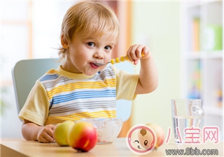 春節(jié)期間孩子飲食指南 寶寶春節(jié)飲食的注意事項 春節(jié)期間孩子飲食指南 寶寶春節(jié)飲食的注意事項