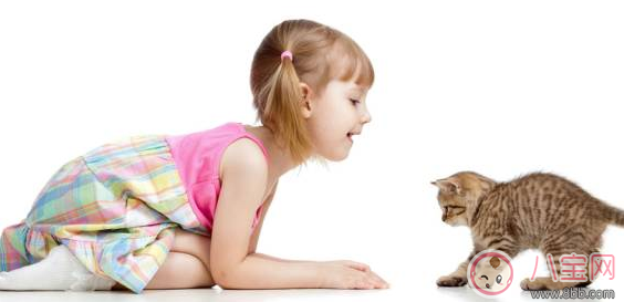 孩子依賴性太強怎么辦 孩子過于粘人怎么教育