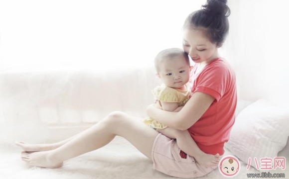 2018年帶孩子保姆工資多少錢 工作太忙請保姆靠譜嗎