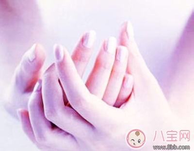 女性手腳經常冰涼是怎么回事 女性手腳冰涼怎樣調理