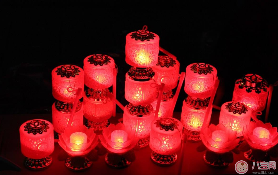 正月十五看花燈說說 2018正月十五看花燈發什么比較好