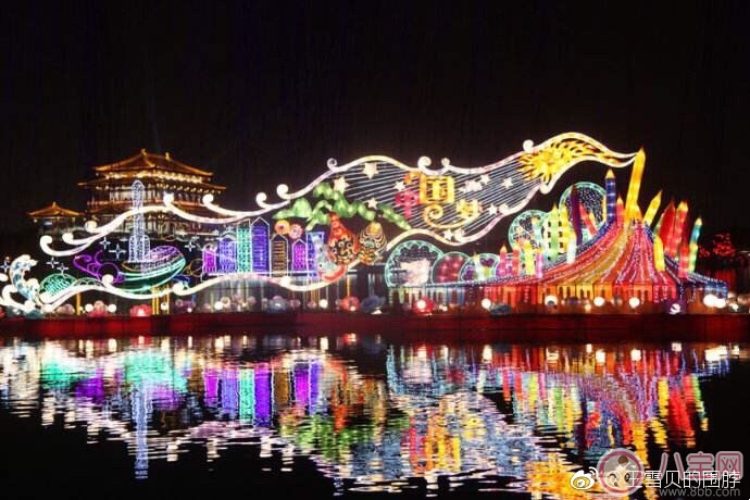 元宵節看花燈圖片 2018元宵節看燈花說說朋友圈