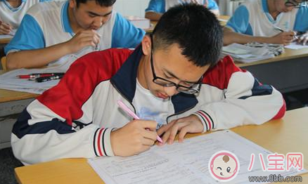 孩子即將高考祝福 2018孩子高考拼搏沖刺說說朋友圈 孩子即將高考祝福 2018孩子高考拼搏沖刺說說朋友圈