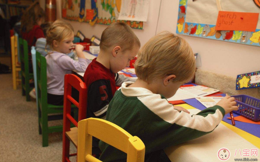 過年來孩子第一次進幼兒園心情 2018孩子去幼兒園變化感慨