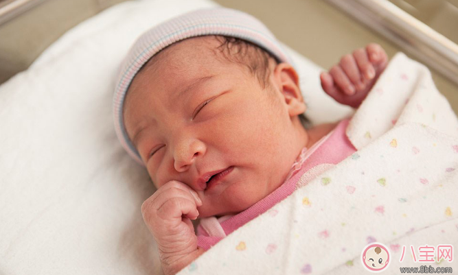 為什么寶寶老愛黏媽媽不黏爸爸 讓寶寶不粘媽媽粘爸爸的方法