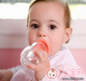 3歲寶寶不愛喝水怎么辦 幼兒為什么不喜歡喝水