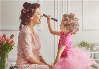 胡可如何解決安吉和小魚兒之間的問題 二胎家庭怎樣處理孩子間的矛盾