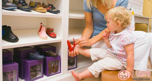 寶寶學步鞋為什么不能選機能鞋 寶寶機能鞋怎么選尺寸